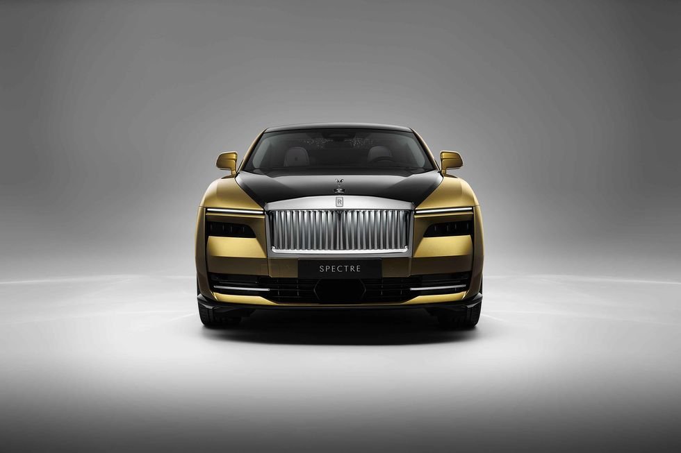 Rolls-Royce Spectre 13