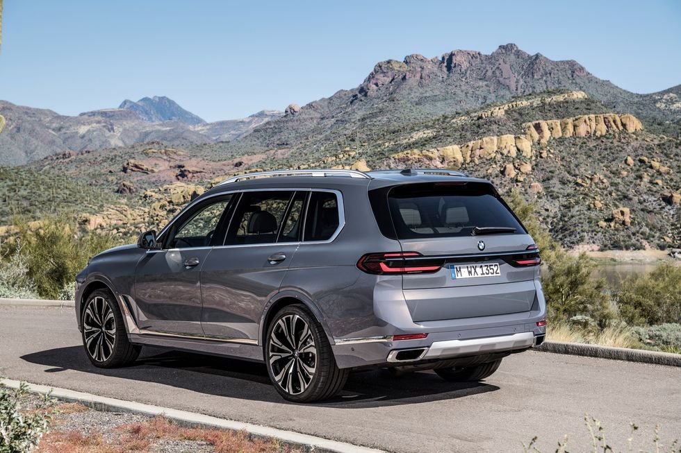 2023 BMW X7 xDrive40i 2