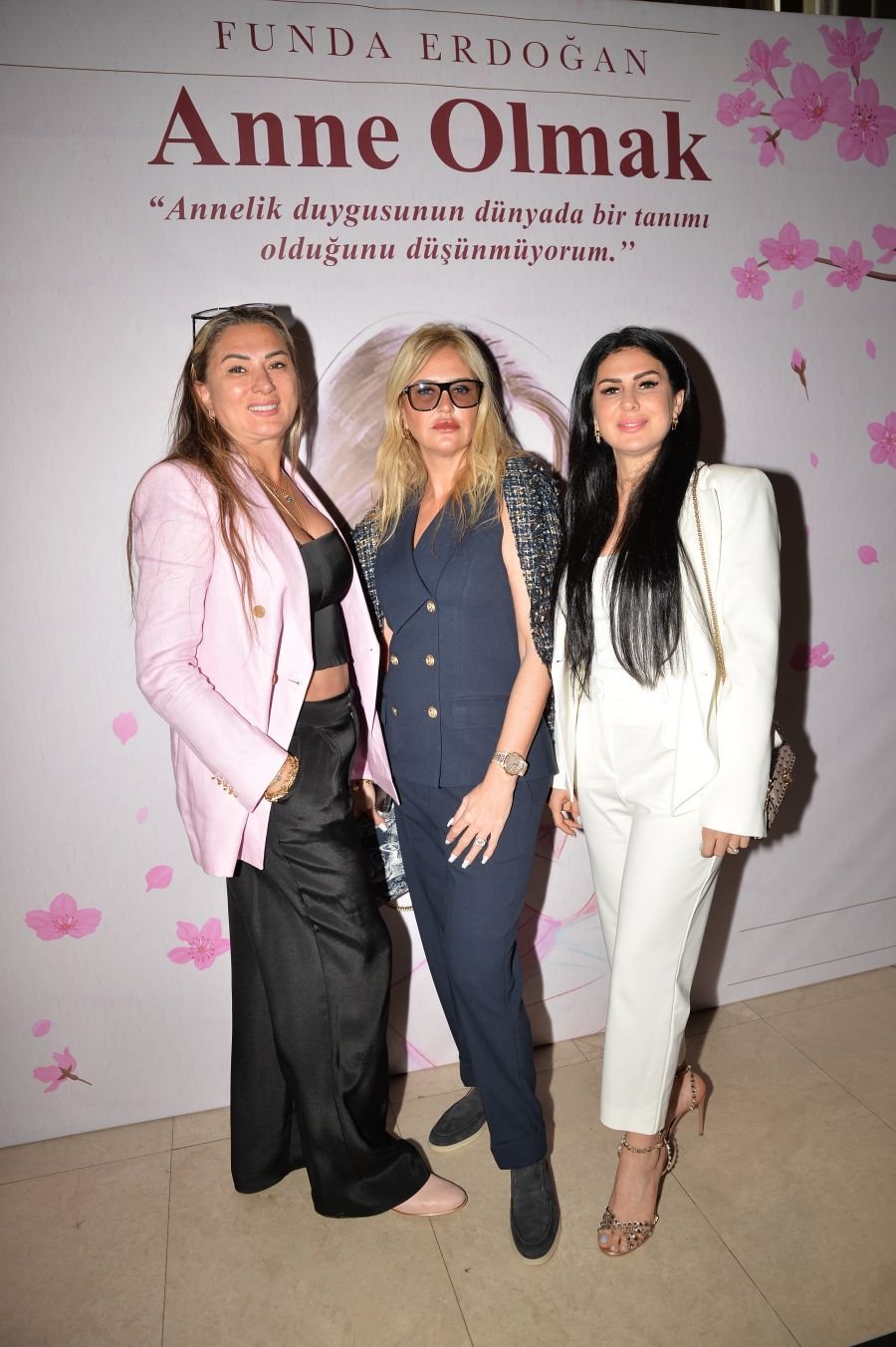 Arzu Ballıkaya Menek, Ceyda Kadayıfçıoğlu, Ajda Yıldızhan